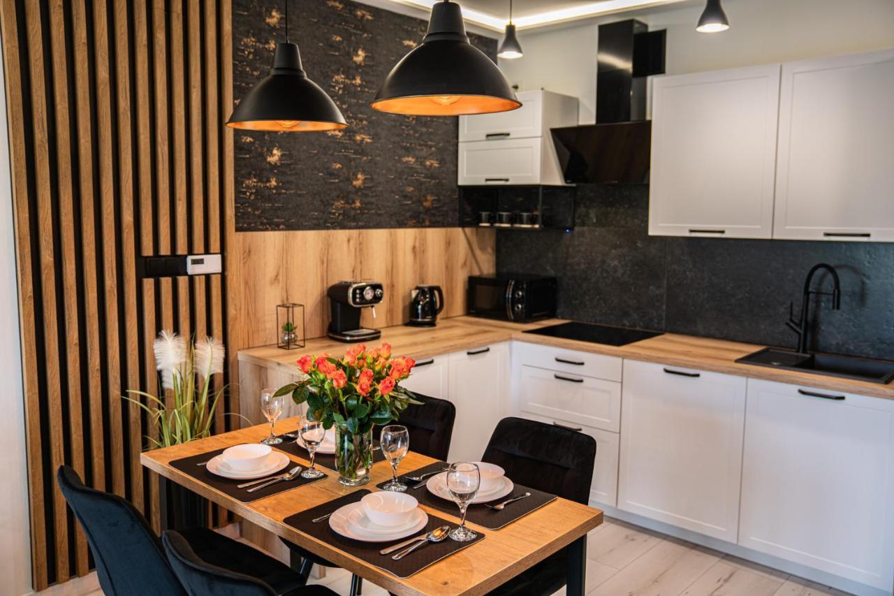 Apartament Duzy Staw Daire Jelenia Gora Dış mekan fotoğraf